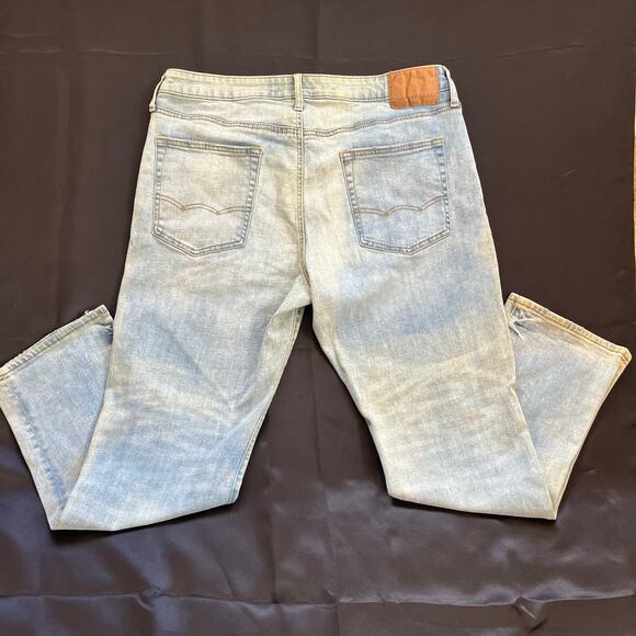 American Eagle Flex Jeans Men’s 36x30 Blue Denim Stretch Straight Fit - Picture 2 of 10